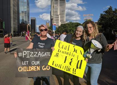 Pizzagate protestors