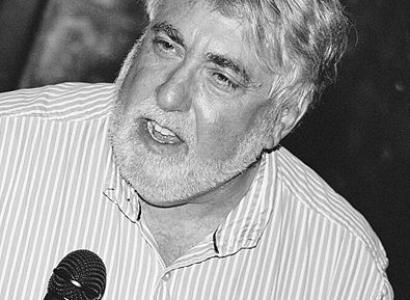 Black & white photo of Mark Rudd