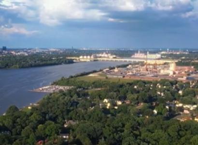 River next to two shores