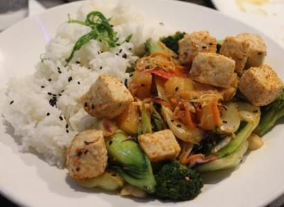 Tofu with grilled vegetables, and macadamia nuts.