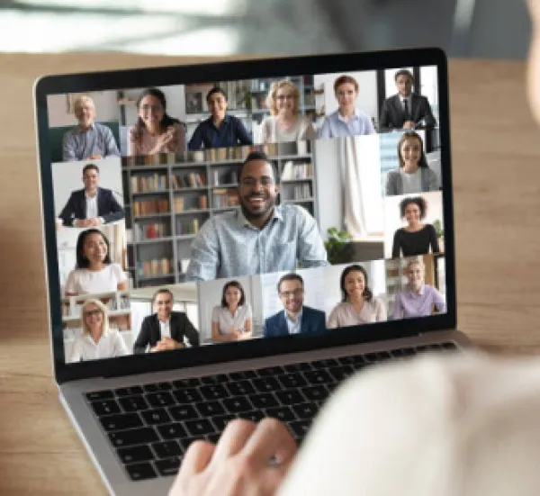 Zoom screen with lots of faces